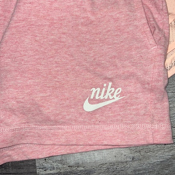 Two Pair of Nike Shorts Size Large - Picture 4 of 6